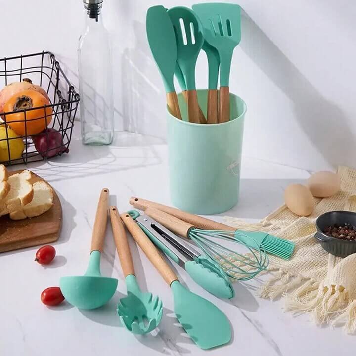 12pcs Silicone Kitchen Utensil Set with Holder (1)